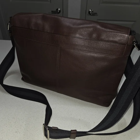 Coach Brown Leather Messenger - Picture 8 of 9